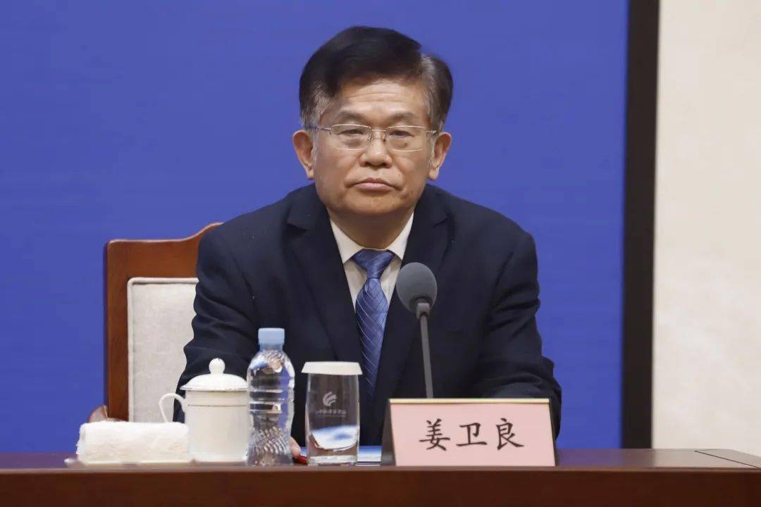 答记者问丨省发展改革委深入调整产业结构加快调整能源