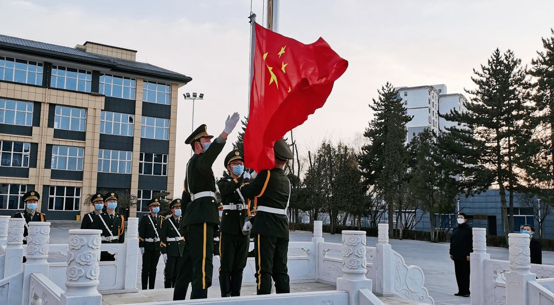 固原二中多措并举开展全民国家安全教育日普法宣传