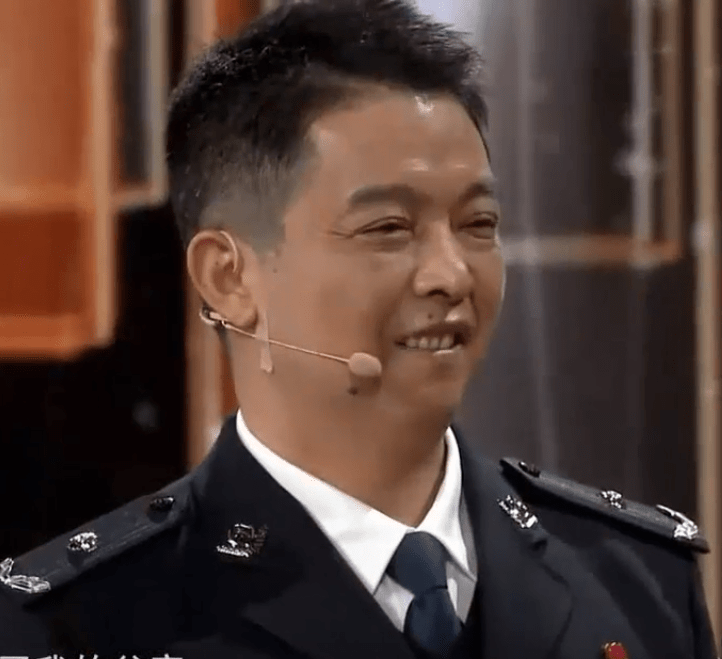 节目录制过程当中,播放了王明华的一段视频,她说:"江珊你好,我是你王