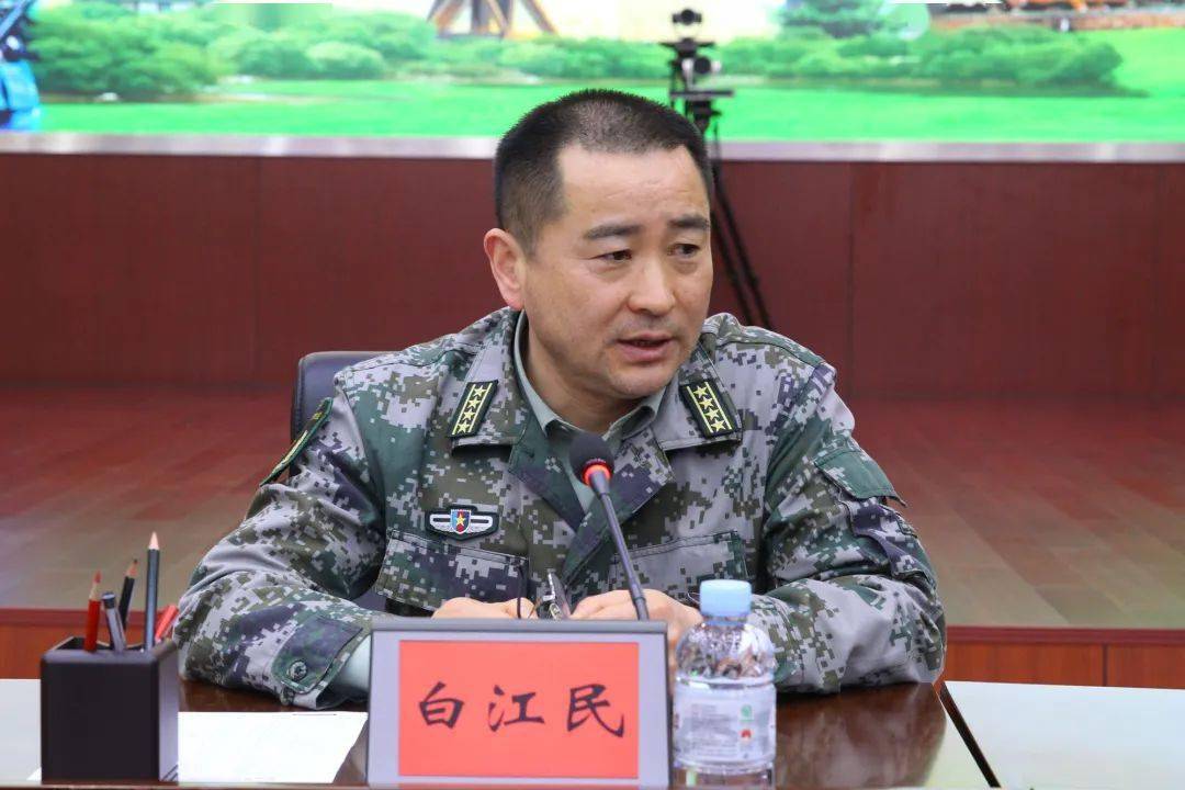 关注河南省郑州警备区召开新闻报道骨干培训会