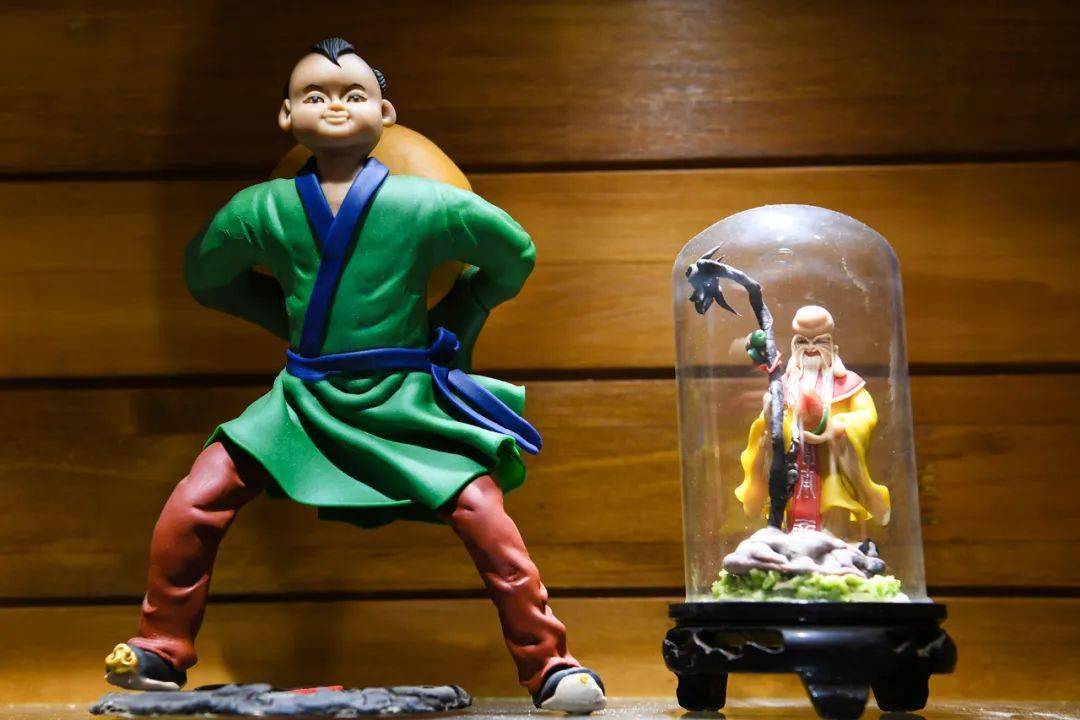 面人张走近省级非遗传承人张彬