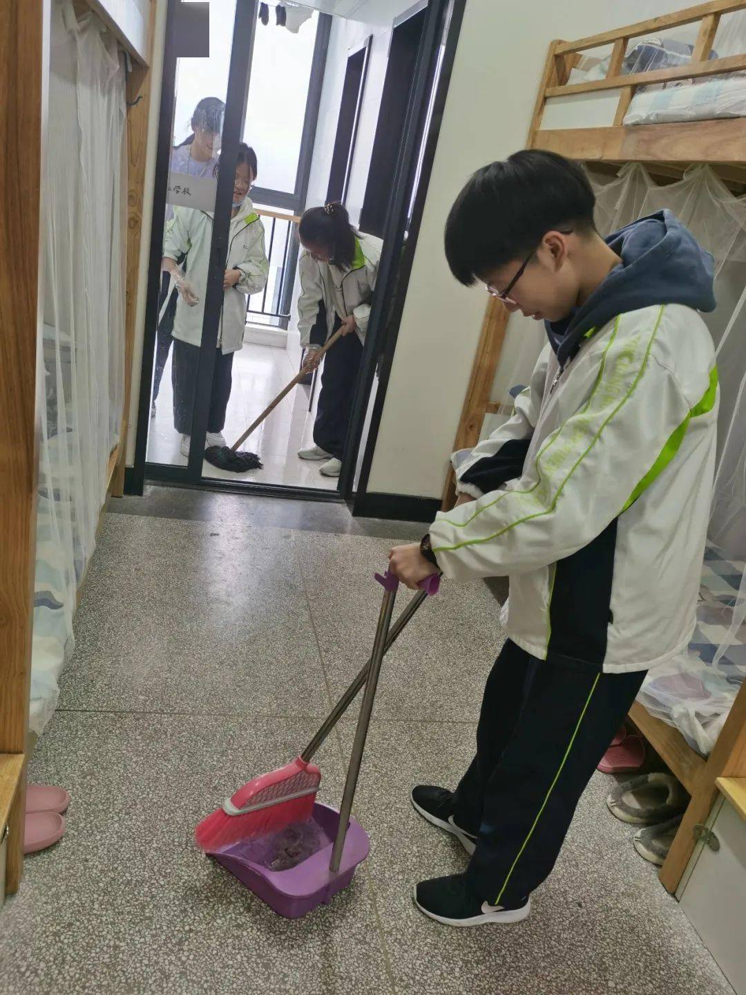 劳动教育好习惯养成的第n天四月份寝室卫生大扫除第12期