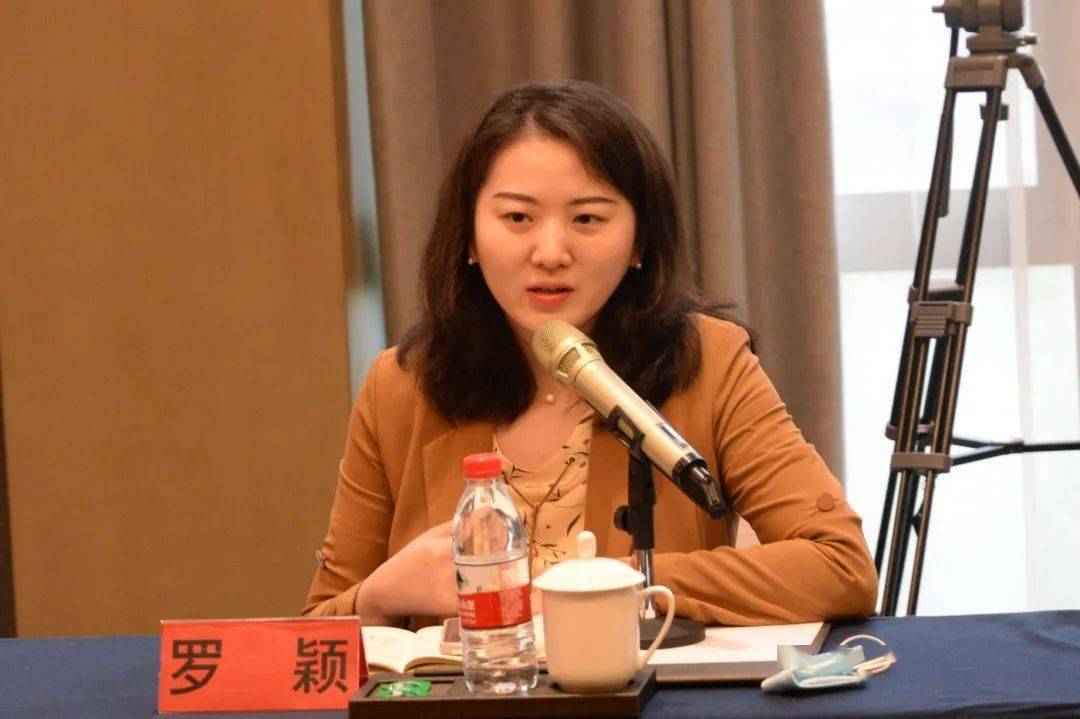 省医学领军人才中期考核在利川举行_湖北省_何本鸿_全国