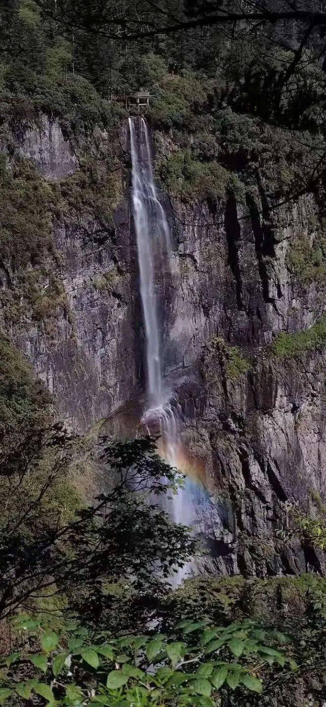 瓦屋山兰溪冰瀑图片