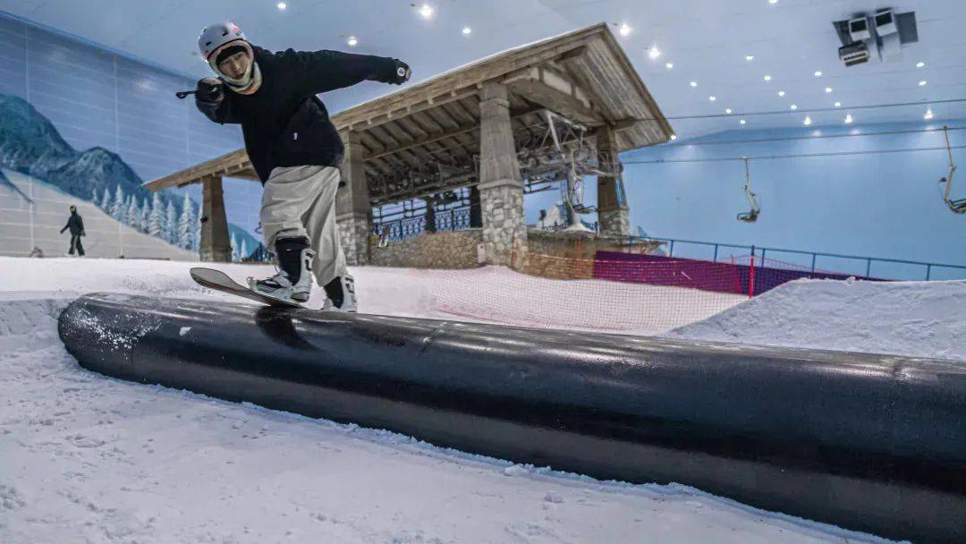 重磅4月20日广州融创雪世界全新回归人均99元起带你享受雪地里的亲子