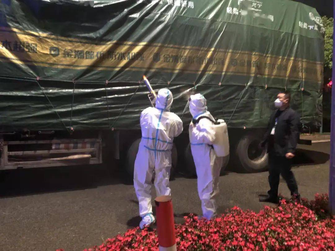 益阳一货车司机为确诊病例密切接触者,下高速被送往隔离点_防控_疫情