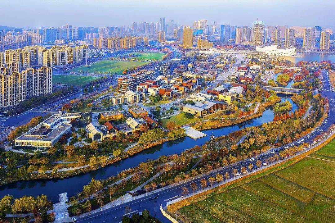 市风貌办赴临平区开展城乡风貌十大专项行动第一阶段评价调研工作