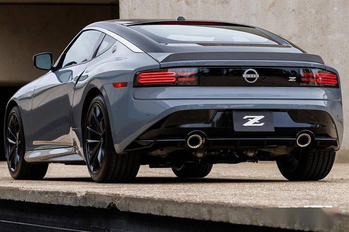 日产新款双门跑车曝光搭30t最快6月开售