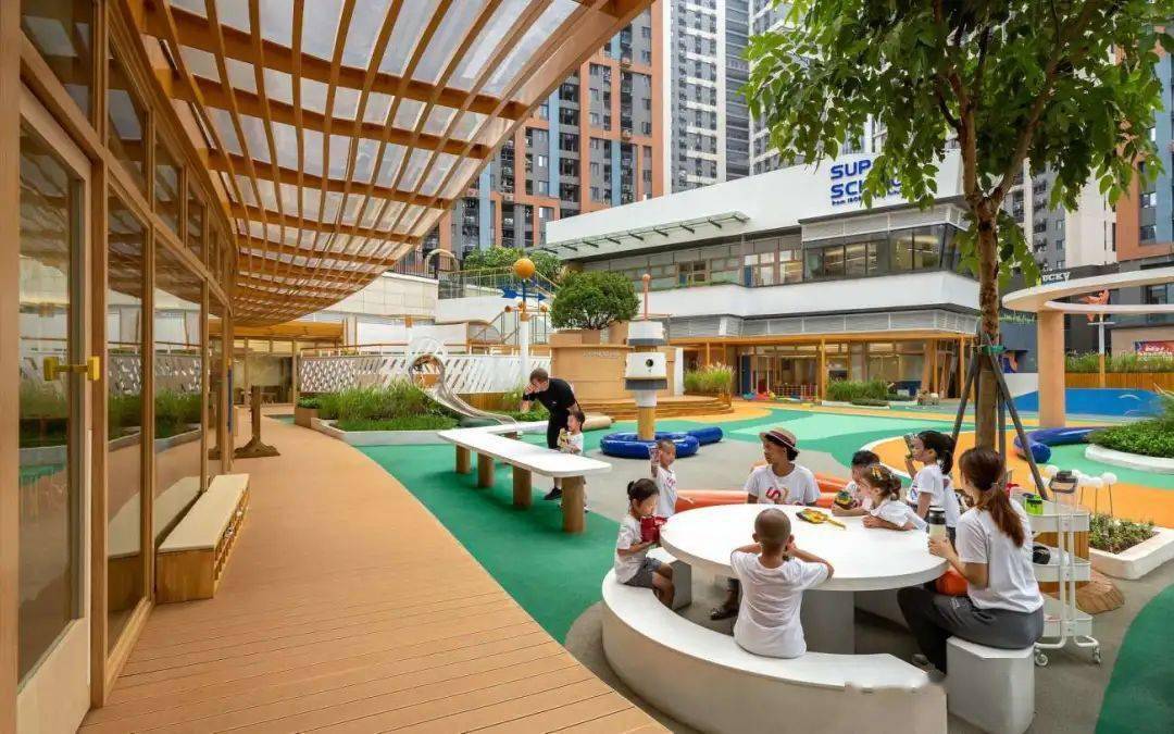露台上的幼儿园 | 深圳 ibobi super school_场地_儿童_种植区