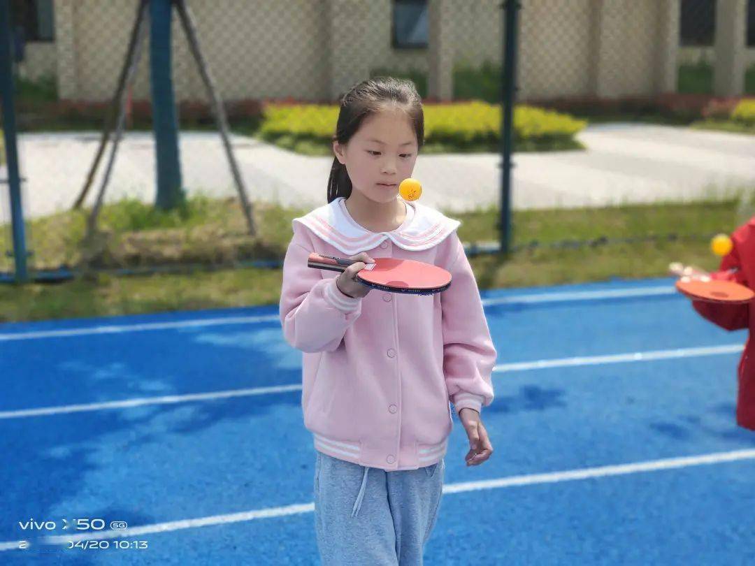 学府小学首届乒乓球颠球吉尼斯大赛