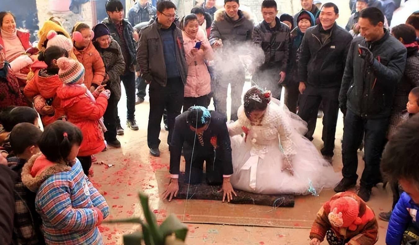 其实赵作海心里是有些不舍得的,但是每当其他老乡恭维着对他说:"老赵