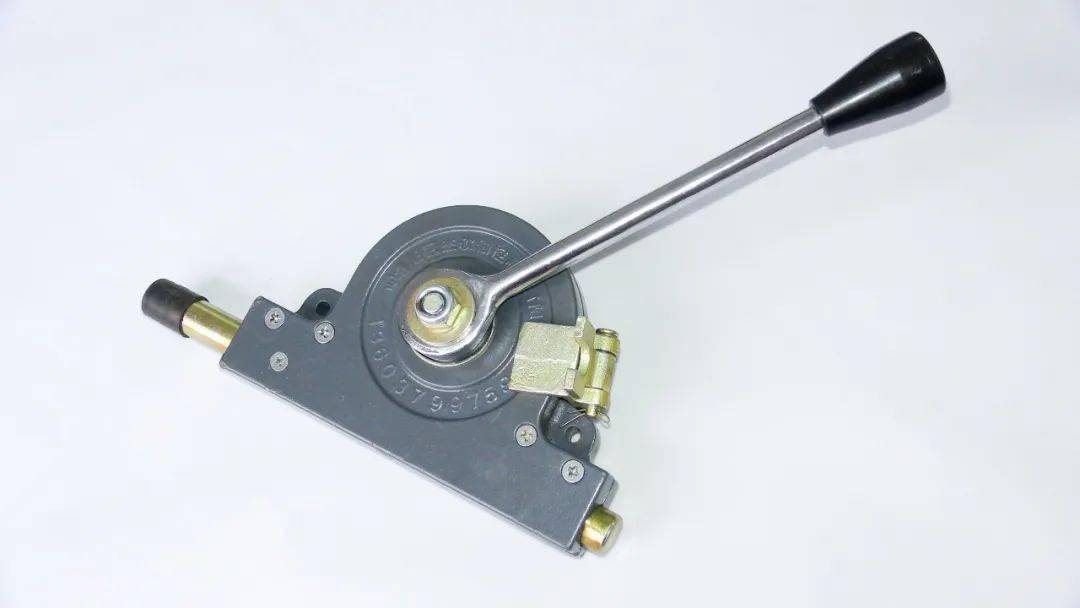 航空词汇知多少摇臂