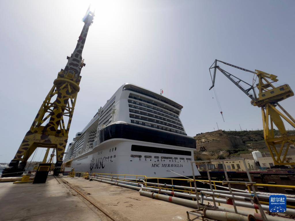 首艘国产大型邮轮今日正式出坞，预计7月中旬首次试航_10%公司_澎湃新闻-The Paper