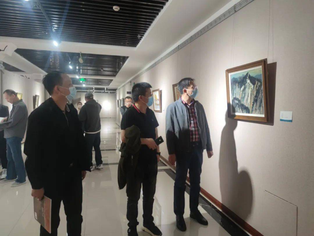 呼和浩特市美术馆书画院开展展前意识形态研判督导工作