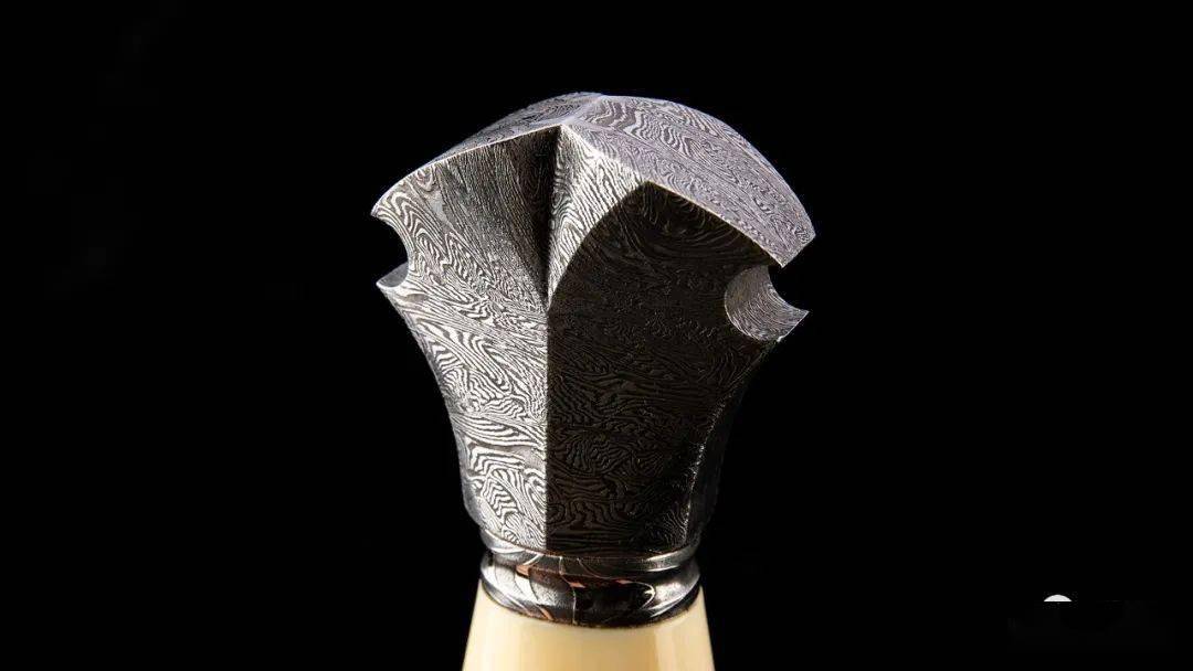 乌克兰大师级作品大马士革锻造刀剑