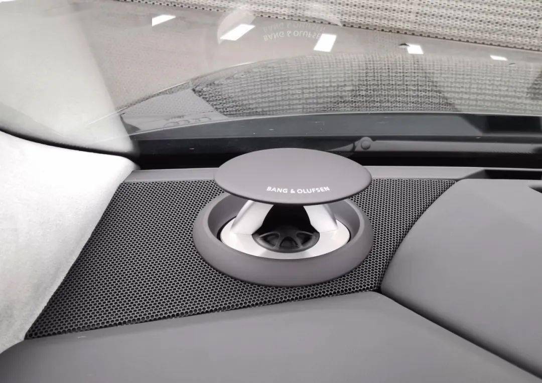 顶配奥迪a8l:颠覆你对豪华感的认知_搜狐汽车_搜狐网