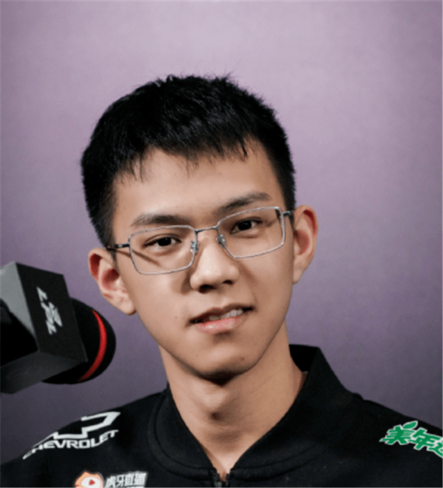 ig和fpx前选手评价edg皮肤doinb羡慕好卖wink很嗯