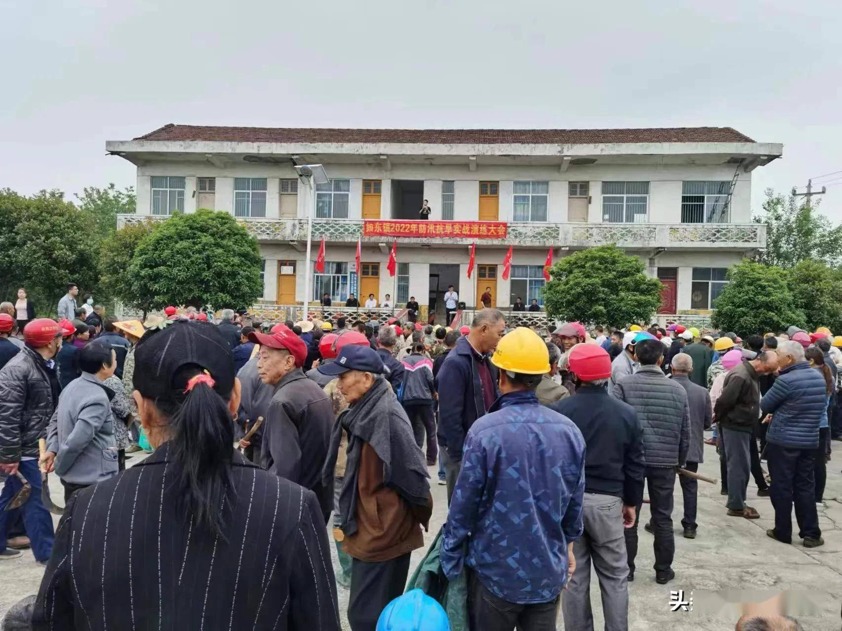 澧县如东镇防汛演练助推人居环境整治