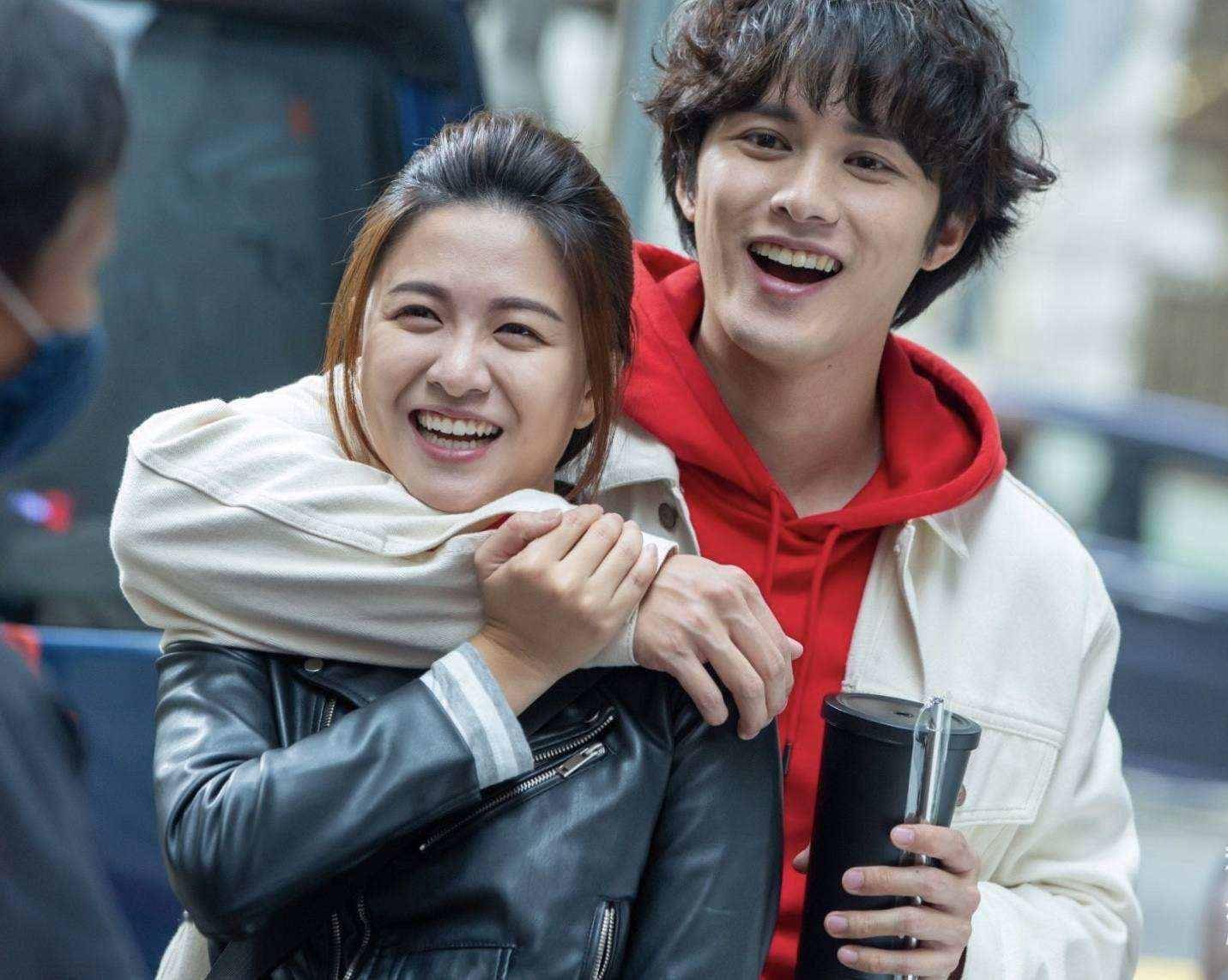 tvb上位小生晒剧中丧尸妆,上妆超4小时,颈上血管可以假乱真_何广沛