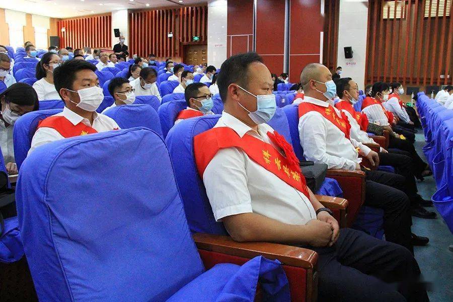 祥云县召开庆祝"五一"国际劳动节大会_全县_王远_发展