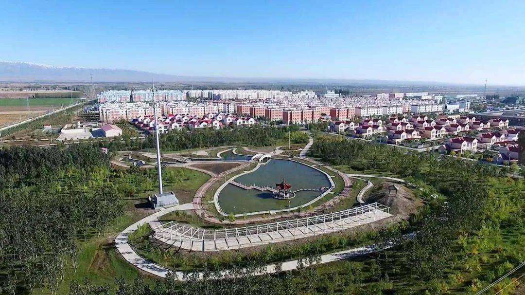 这里是双河来第五师双河市体验乡村旅游高颜值