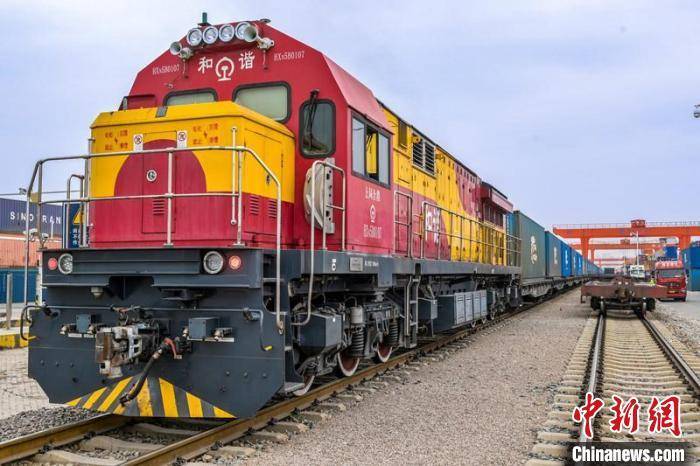 安徽合肥中欧班列一天内实现10连发新辟两条线路