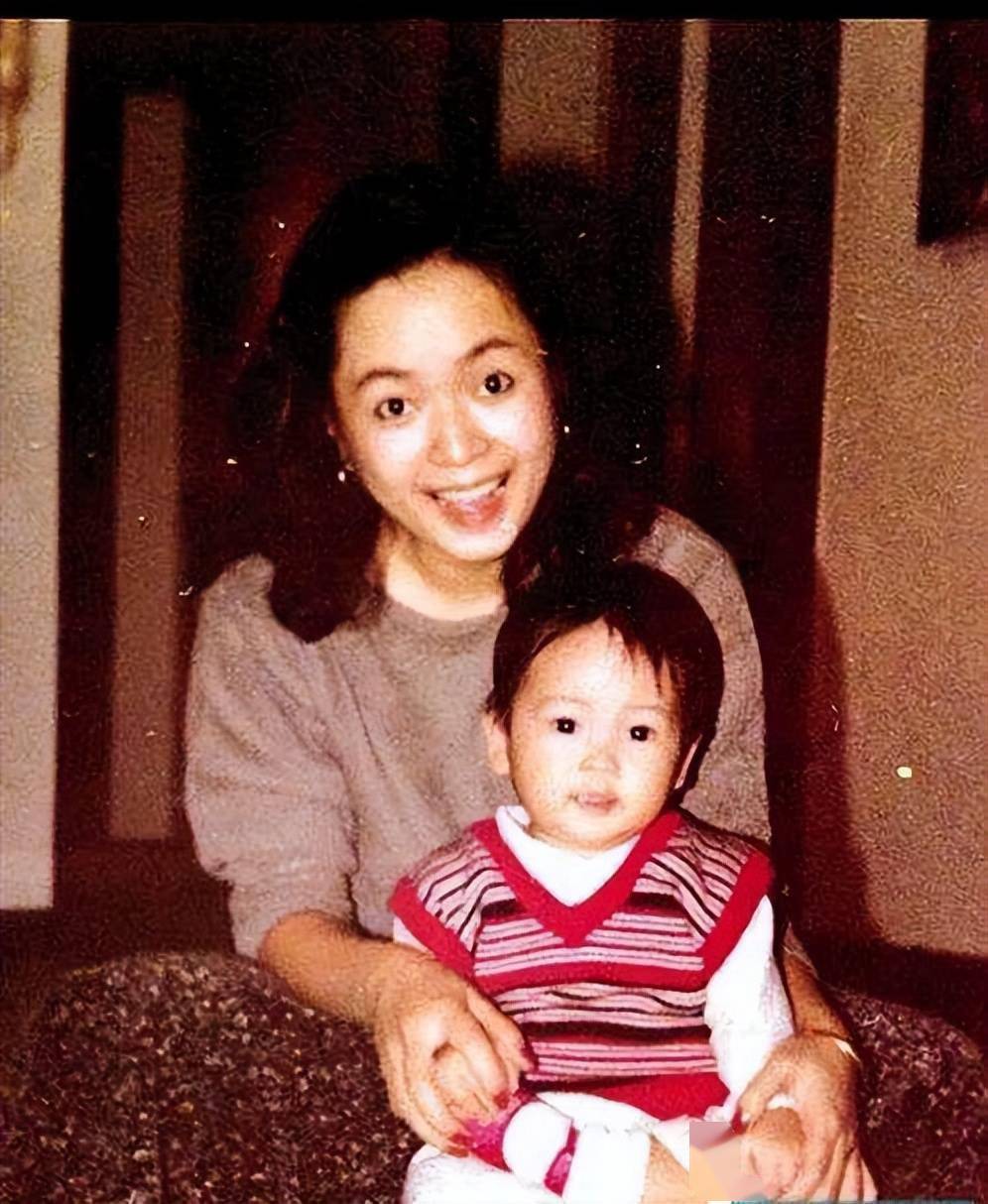 结婚前完璧之身,家有女儿可以看看侯佩岑的成长_林月如_规定_妈妈