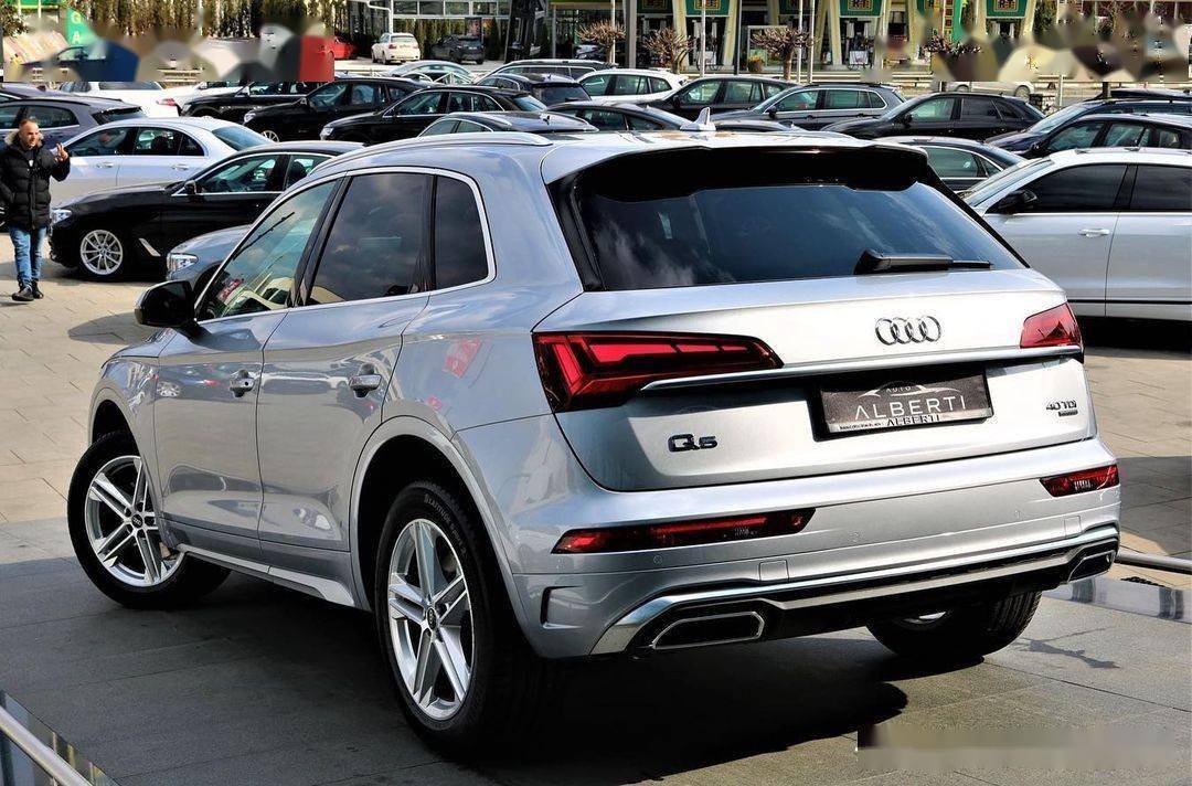 2023版奥迪q5实拍质感提升明显20t8at对标宝马x3