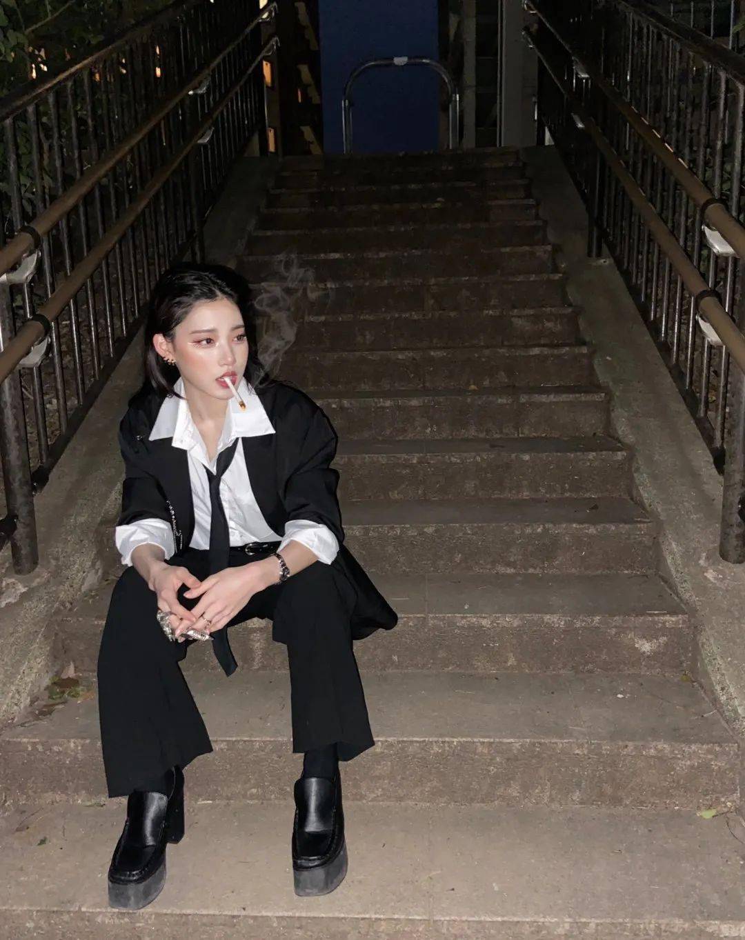 真会玩系列：日本《黑道父女》 VS 中国《甲胄父女》_搜狐网