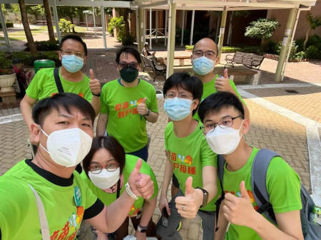香港青年五四说上门为长者接种疫苗香港义工在抗疫中感受五四精神