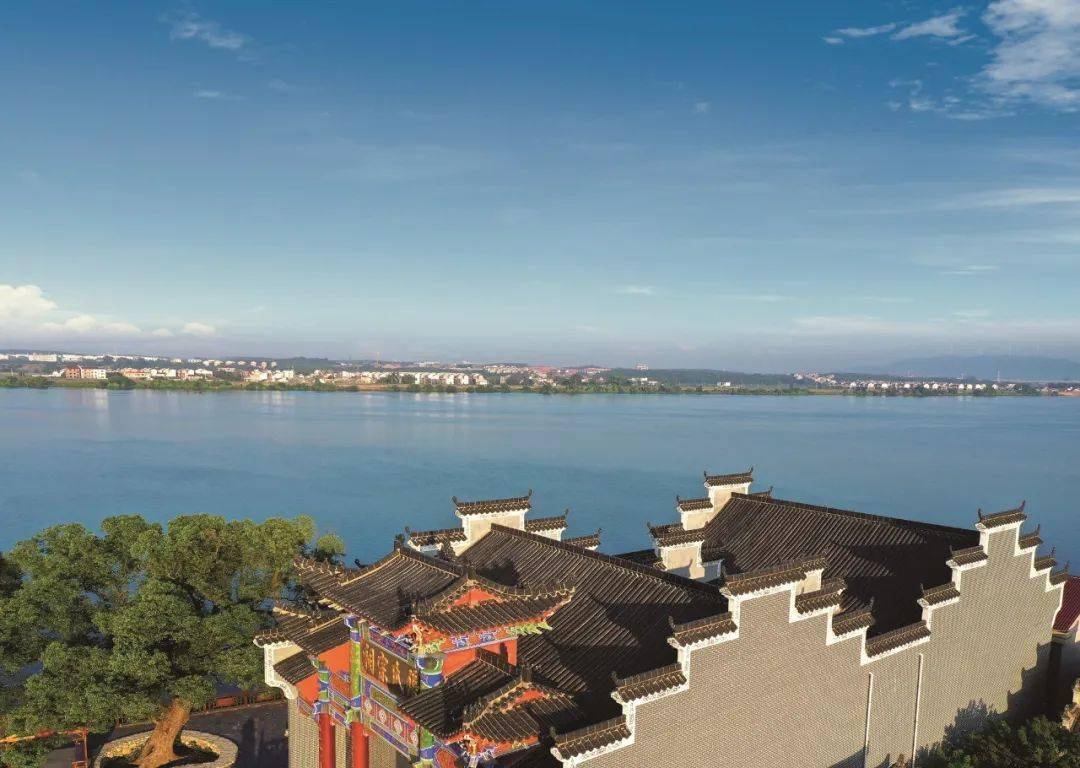 杨万里_小镇_特色