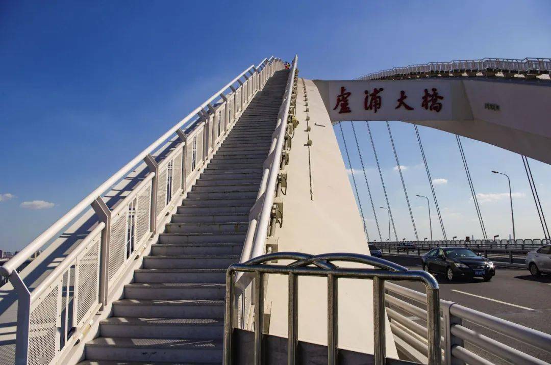 你知道吗卢浦大桥曾经是可以爬上去观光的