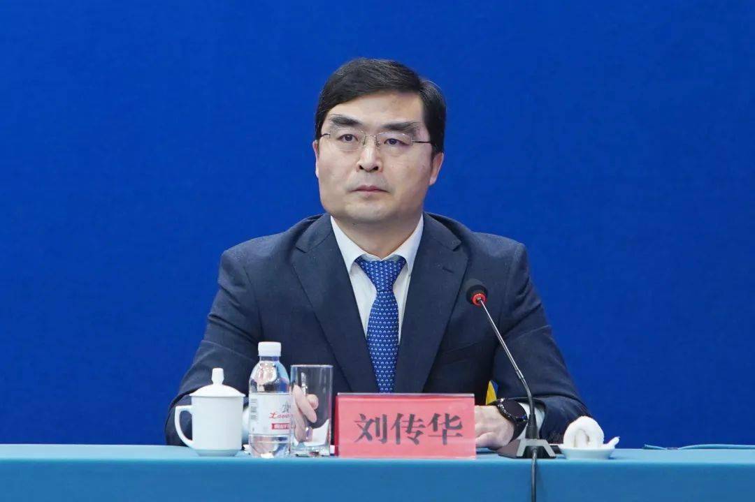 刘传华:这个问题我来回答一下,您问的三个问题基本都是政策落实层面