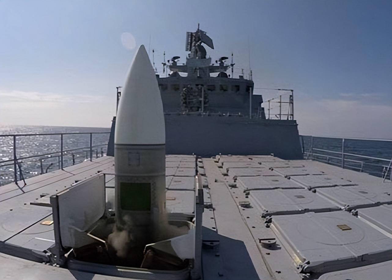 另外一种被西方猜测的军舰是一艘1135型护卫舰.