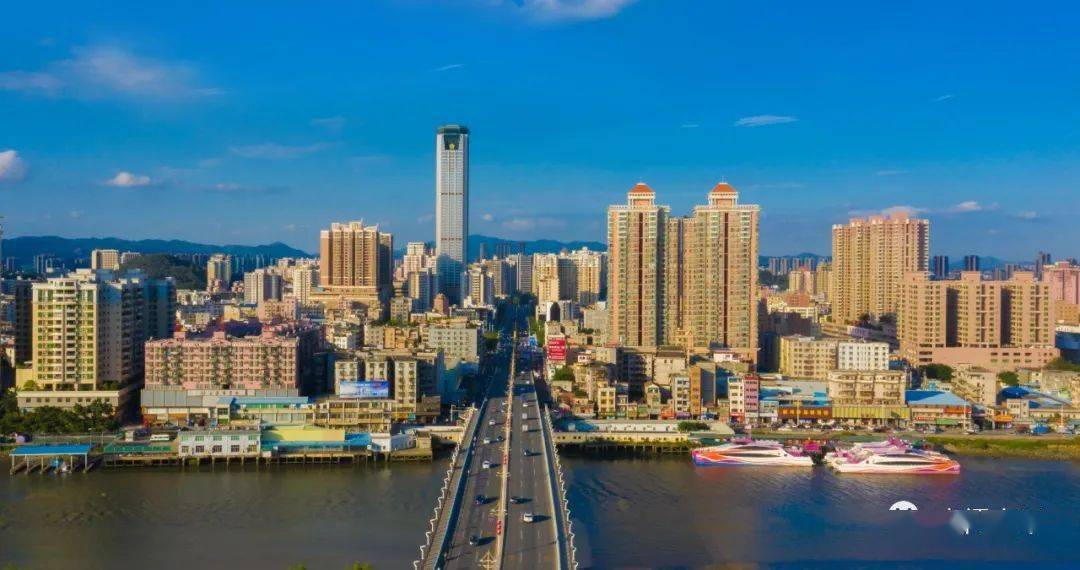 魅力品质虎门"的发展定位,重点推进新城中心区,黄河时装城片区等区域