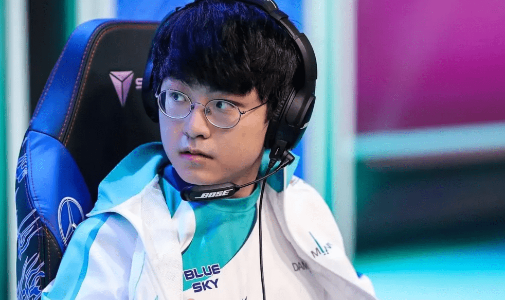 王者归来重铸韩服荣光showmaker强势登顶