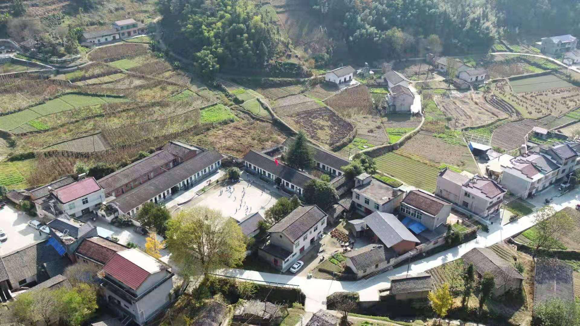 广佛镇松河小学再获常州德智爱心助学协会爱心捐赠