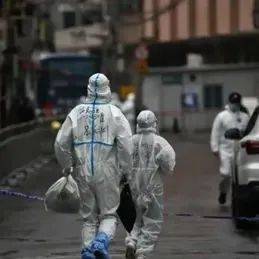 强制入户消杀?一人阳整栋转移?上海回应_1人阳性全楼集中隔离?上海疾控回应_上海黄浦区回应强制入户消杀_工作