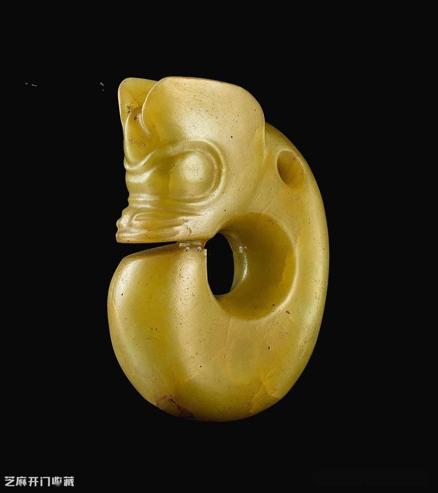 红山玉器c形玉猪龙中华第一龙