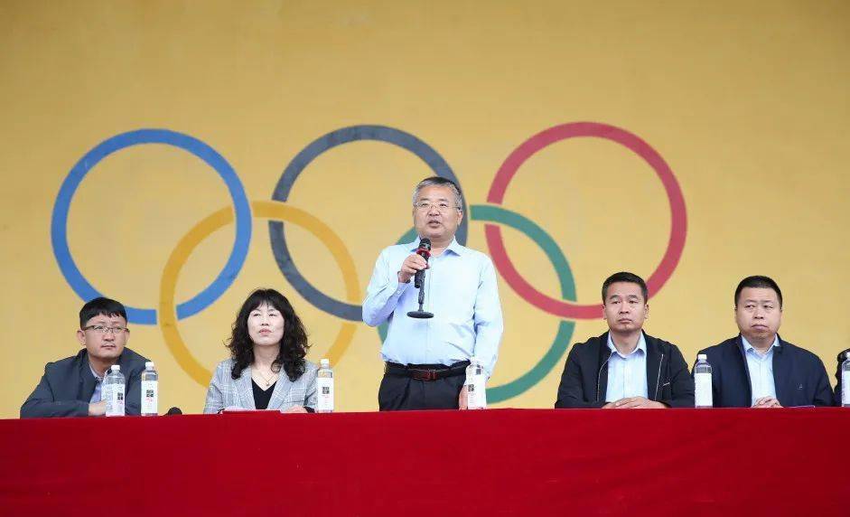 文艺陶冶情操运动点燃青春志丹县高级中学第十二届校园体育文化艺术节