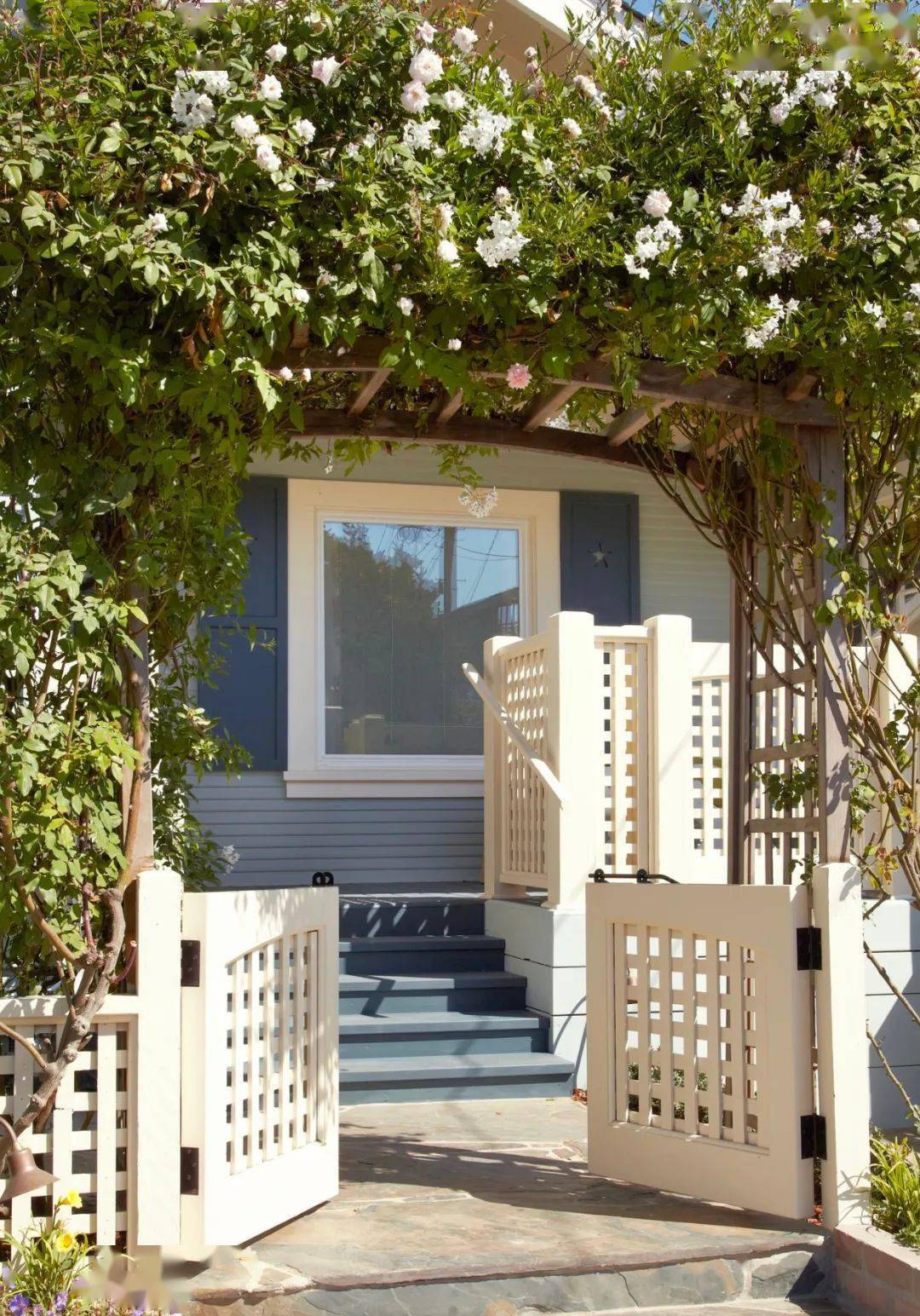 30款精致院子阳光下迎芬芳