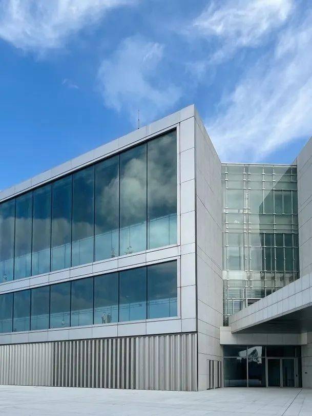 katz,anish kapoor,david hockney,刘小东,徐冰等14位国内外中坚艺术