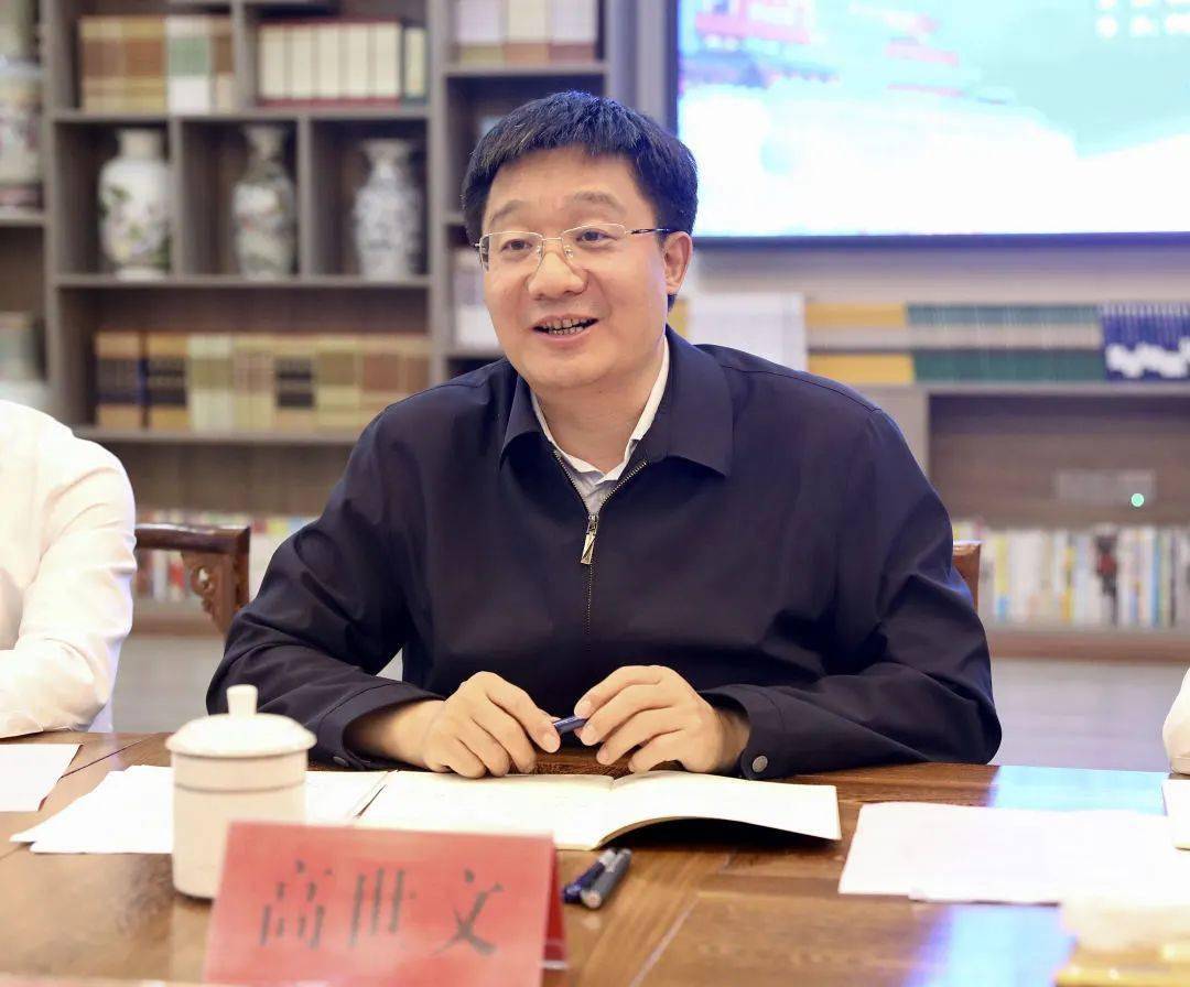 为了这件大事市长与他们面对面
