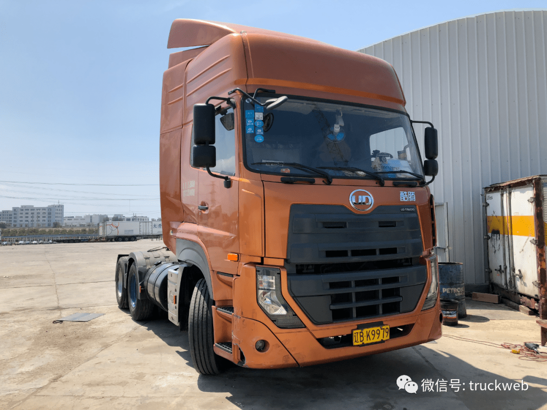 ud卡车在越南向ilt物流交付60辆quester牵引车