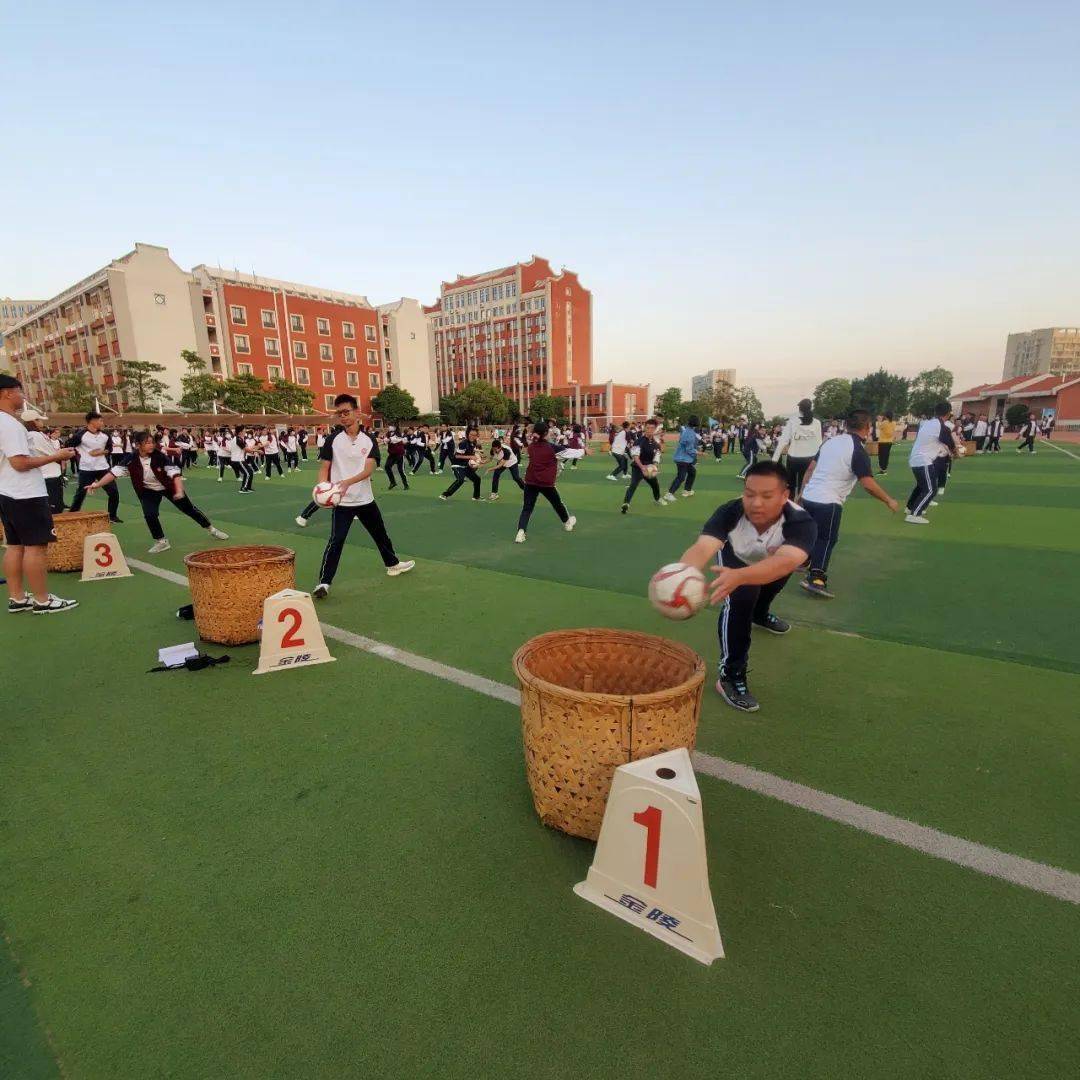 青春校园丨趣味运动会活力满校园灌口中学春季运动会