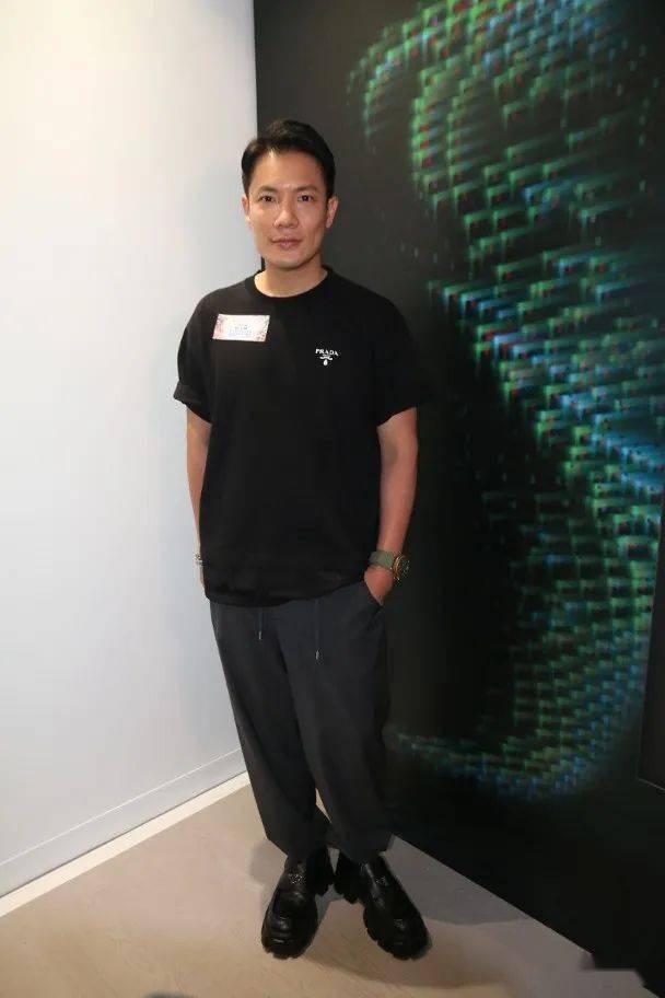 杨千嬅北上开工,丁子高唔惯独守空房:每日倾成粒钟视频_依家_上海