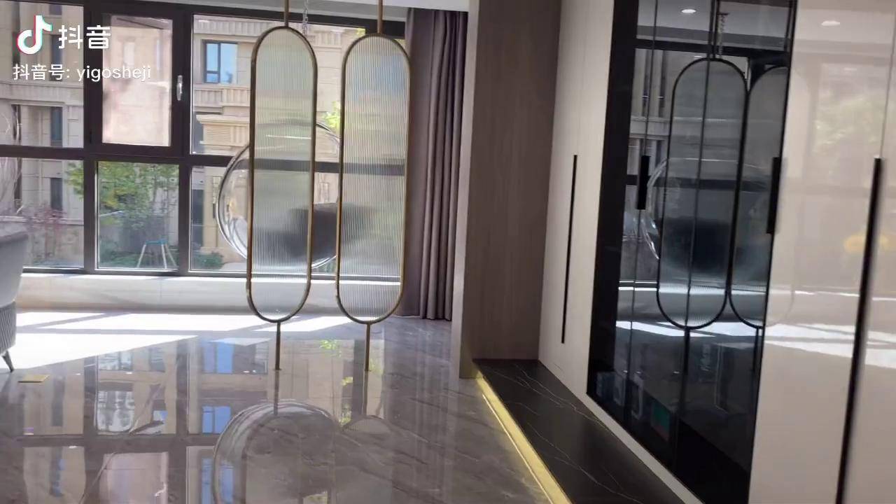 全屋冷灰色调大理石瓷砖通铺效果太棒了越看越耐看封了阳台没有做门槛