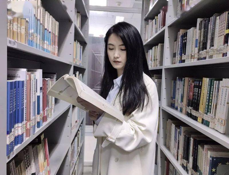 优秀毕业生风采吴梦婷理想如光照亮前行之路