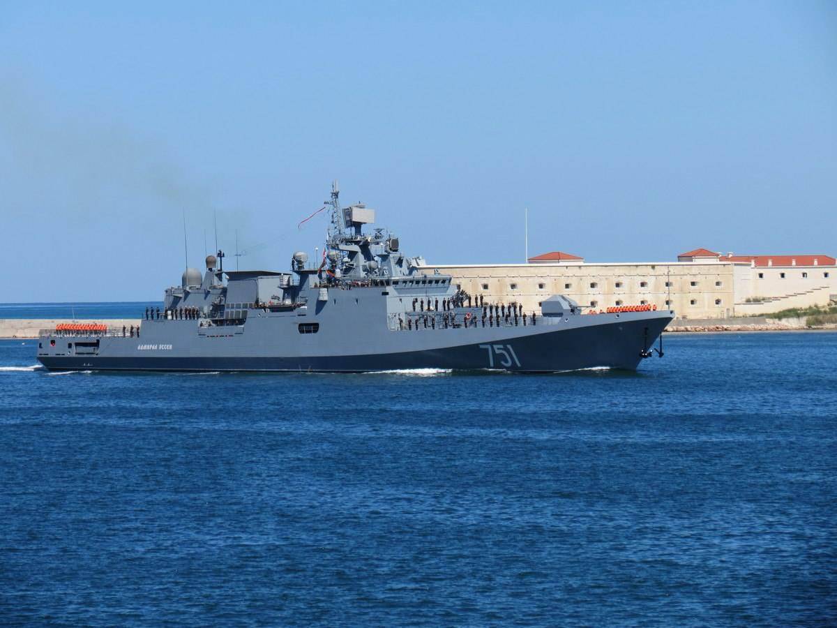 俄罗斯终于意识到海军有短板,俄副总理发话:海军必须强大