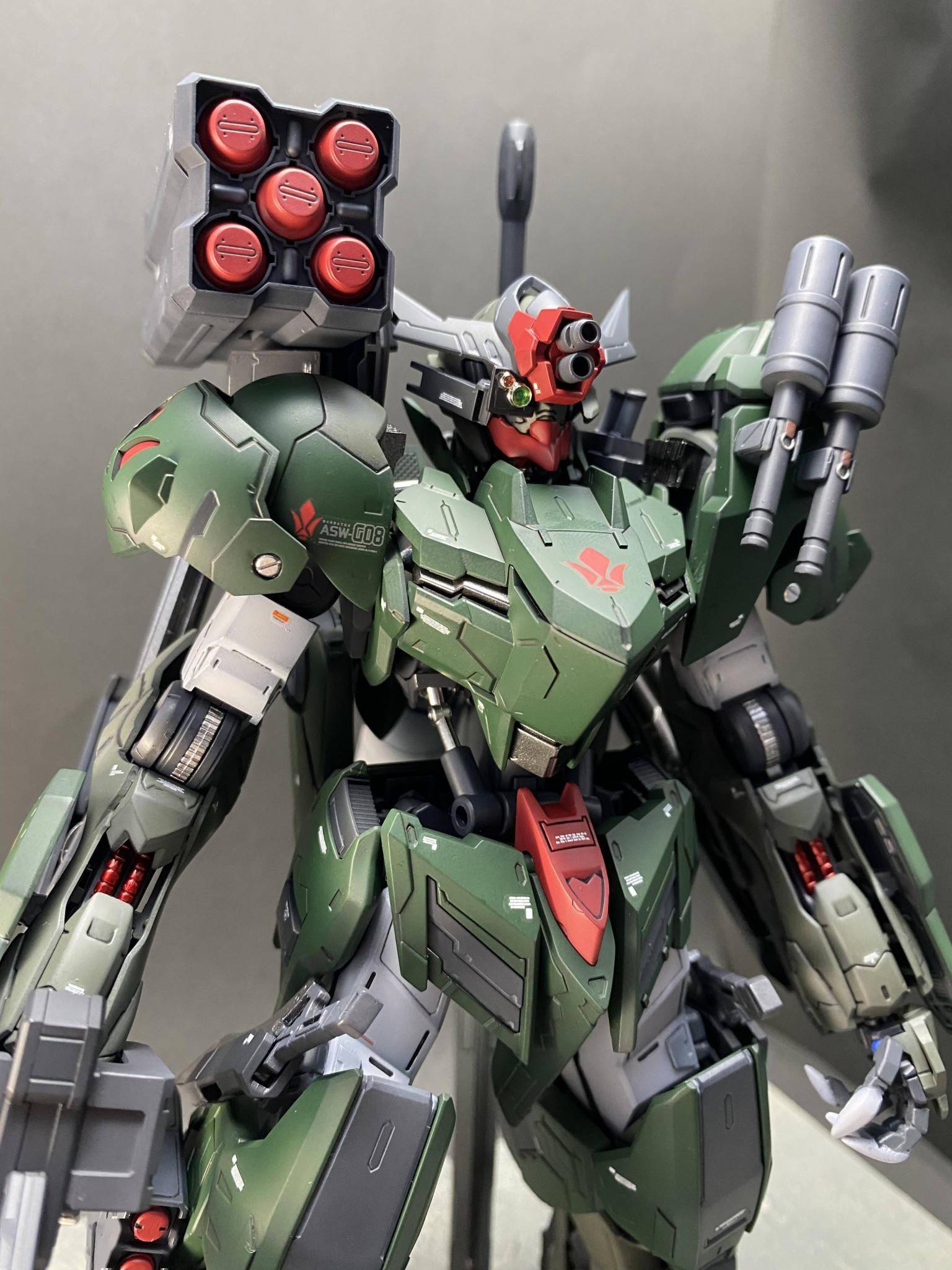 00指挥官样式巴巴托斯高达模型